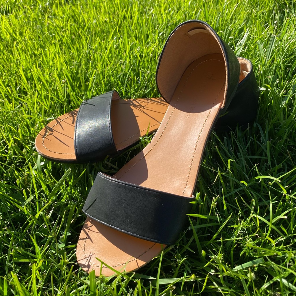 Black Sandals